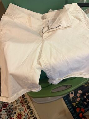LOFT White Cotton cuffed Bermuda Shorts